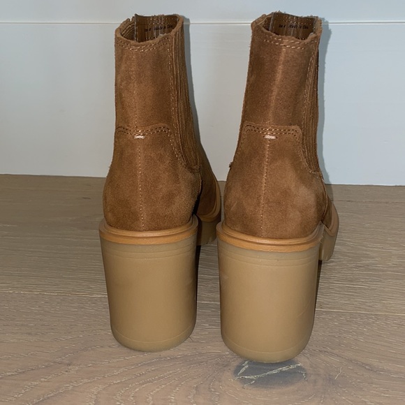 Like New Dolce Vita H20 boots - Picture 5 of 5